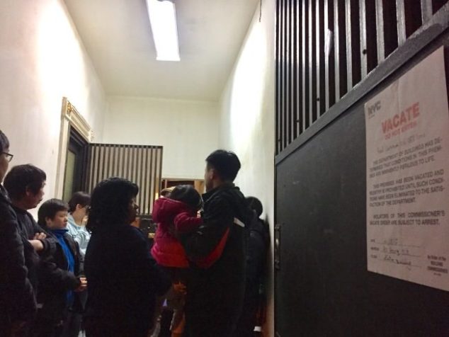 曼哈顿华埠危楼，数十华裔连夜被驱离