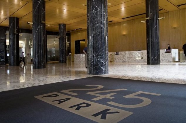 海航为购买曼哈顿中城地标大楼245 Park Avenue取得17.5亿美元贷款