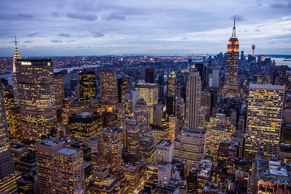 2018年一季度纽约曼哈顿房市量价齐降 高级公寓及新屋尤惨